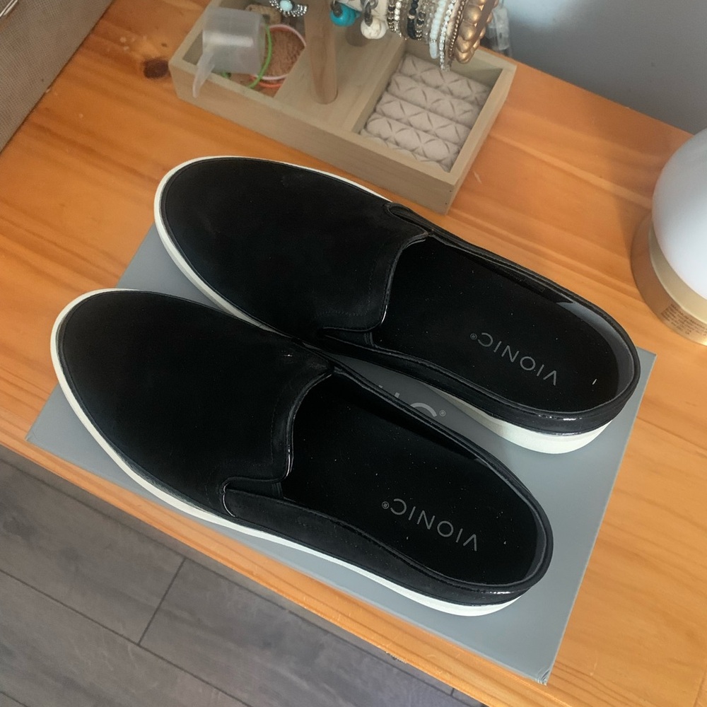 Black Vionic slip on shoes